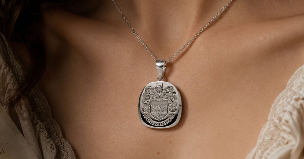 Family Crest Pendant Family Crest Pendant Silver: Complete Customization Guide 2026