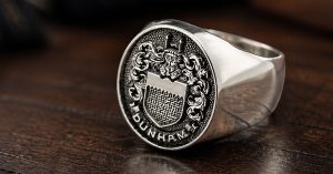 Signet Rings with Family Crest Silver: Complete Buyer’s Guide for 2026